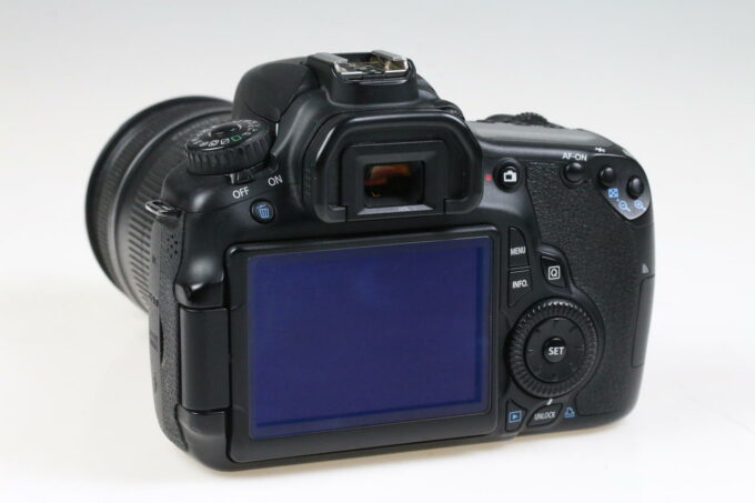 Canon EOS 60D mit EF-S 18-135mm f/3,5-5,6 IS - #2581429806
