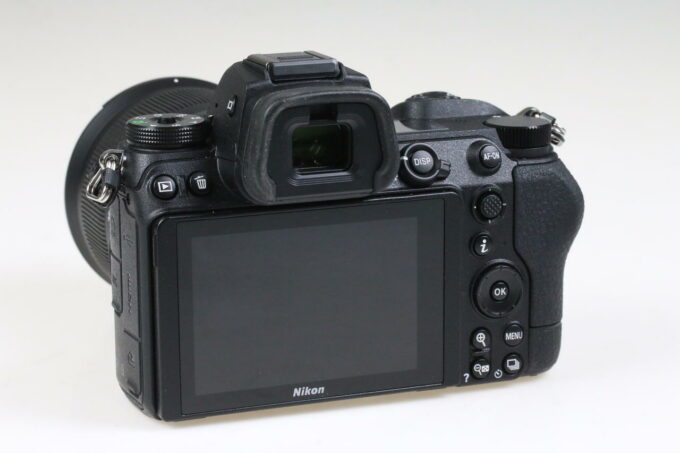 Nikon Z 6II mit Z 24-70mm f/4,0 S - #6044544