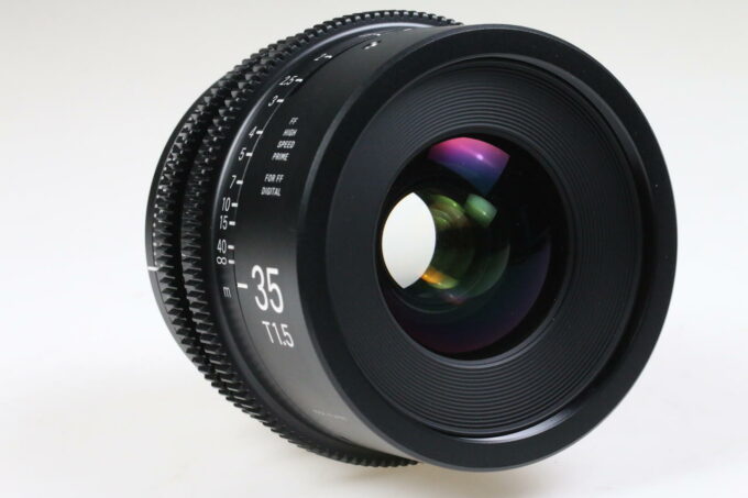 Sigma Cine 35mm T1,5 FF / EF metric - FF High Speed Prime Line - #52552743 - Image 4