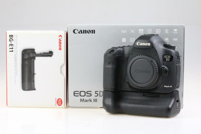 Canon EOS 5D Mark III mit Zubehörpaket - #033023002940