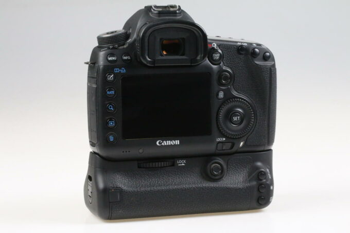 Canon EOS 5D Mark III mit Zubehörpaket - #033023002940