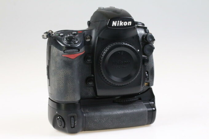 Nikon D700 Gehäuse mit Zubehörpaket - #2174506