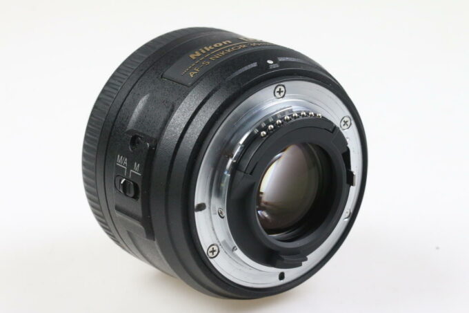 Nikon AF-S DX 35mm f/1,8 G - #2796056