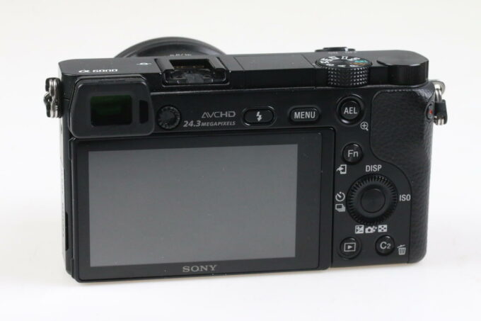 Sony Alpha 6000 mit E PZ 16-50mm OSS - #4266696
