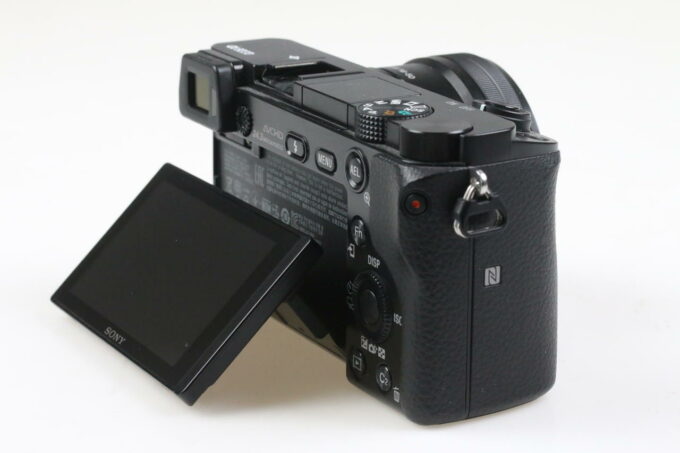 Sony Alpha 6000 mit E PZ 16-50mm OSS - #4266696