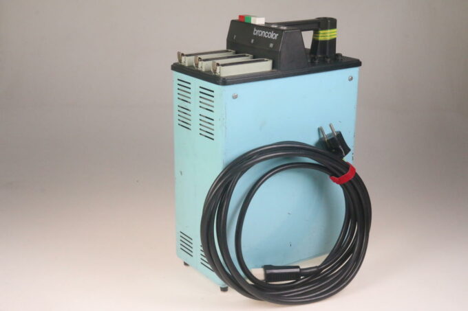 Broncolor Powerpack 262 / Generator