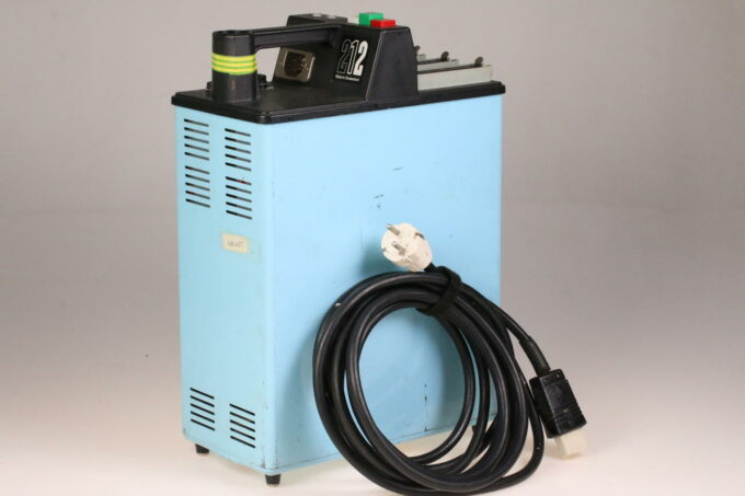Broncolor Powerpack 212 / Generator