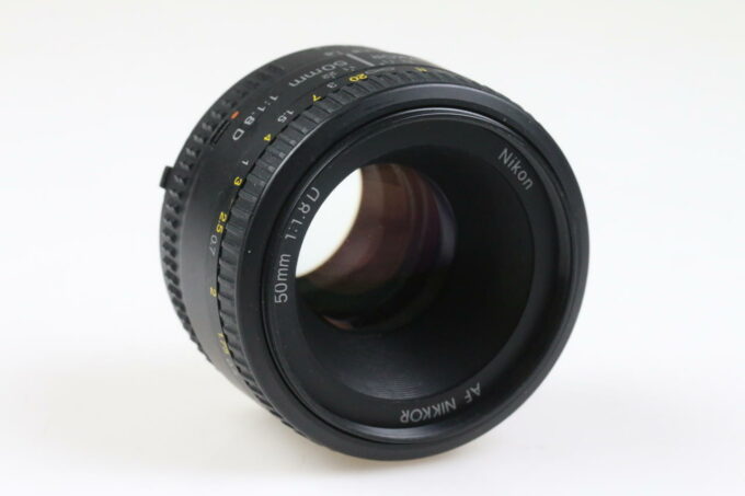 Nikon AF 50mm f/1,8 D - #2593766