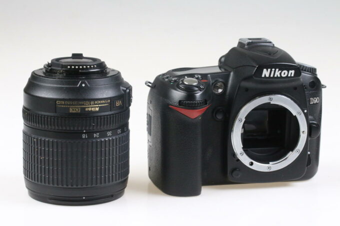 Nikon D90 mit AF-S DX 18-105mm f/3,5-5,6 G ED VR - #6487690 - Image 2