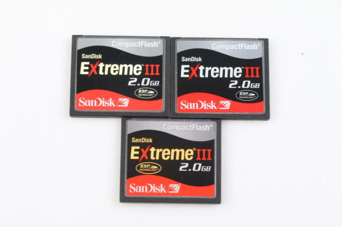 Sandisk 3 Stück CF-Speicherkarten 2 GB