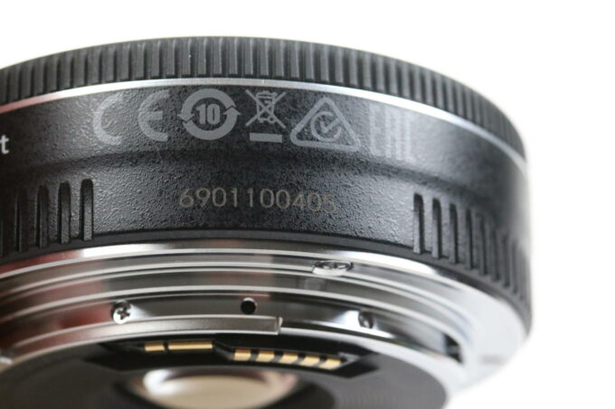 Canon EF 40mm f/2,8 STM - #6901100405