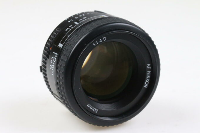 Nikon AF 50mm f/1,4 D - #6084112