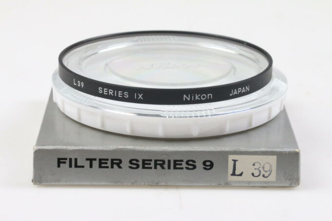 Nikon UV Filter L39 - Series 9