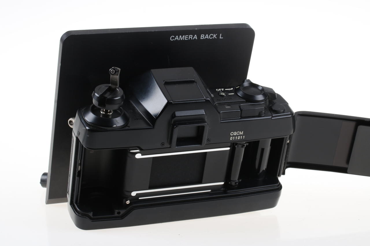 Yashica Atoron CGCM mit Camera Back L - #011011