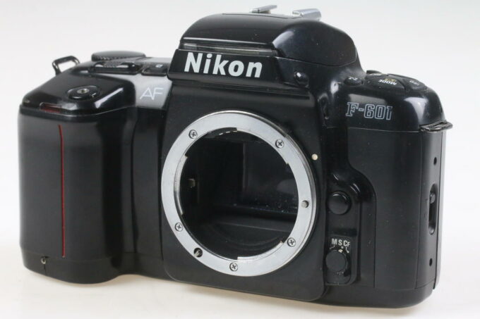 Nikon F-601 - Spiegelreflexkamera Autofokus - #2220957
