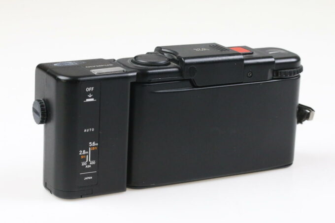 Olympus XA Sucherkamera mit Blitzgerät A11