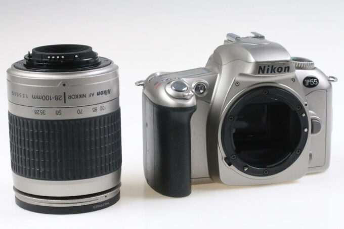 Nikon F55 Gehäuse mit AF 28-100mm f/3,5-5,6 G - #2024586