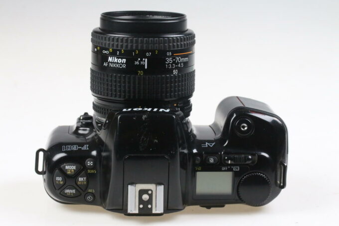 Nikon F-601 mit AF 35-70mm f/3,3-4,5 - #9018074