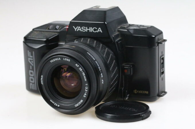 Yashica 200-AF mit 35-70mm f/3,3-4,5 - #409816