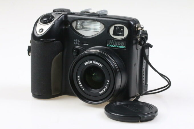 Nikon Coolpix 5000 Kompaktkamera - #4504878