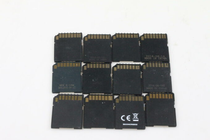 Konvolut diverse Micro SD Karten mit Adapter