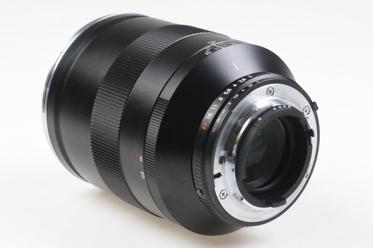 Zeiss Apo Sonnar T* 135mm f/2,0 ZF.2 für Nikon F – #51521770 Zeiss Apo Sonnar T* 135mm f/2,0 ZF.2 für Nikon F – #51521770