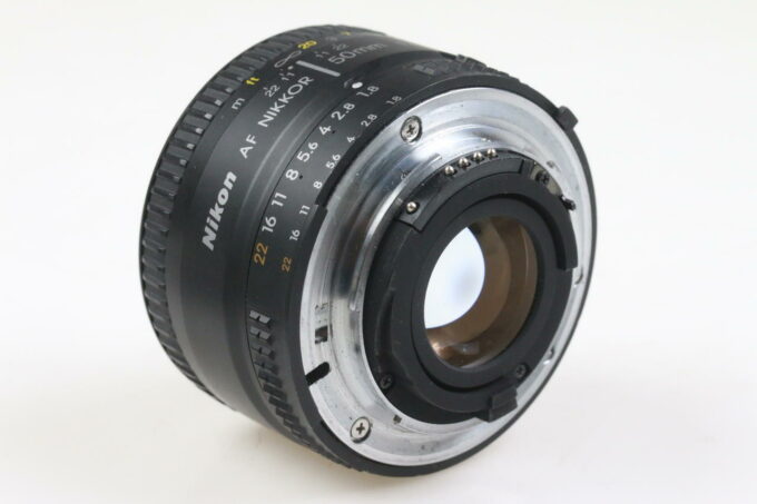 Nikon AF 50mm f/1,8 D - #2213620