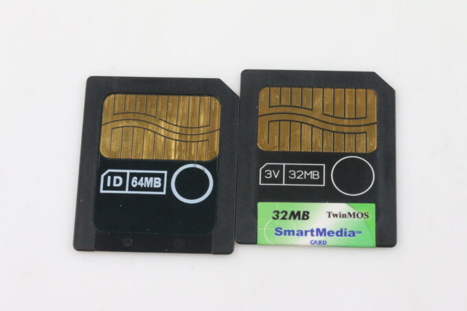 Smartmedia-Speicherkarten 2 Stück 32/64MB