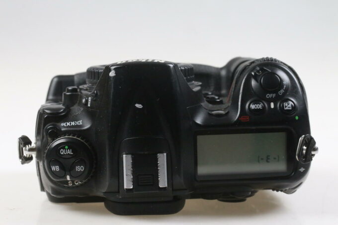Nikon D300s DSLR mit Zubehörpaket - #6067260