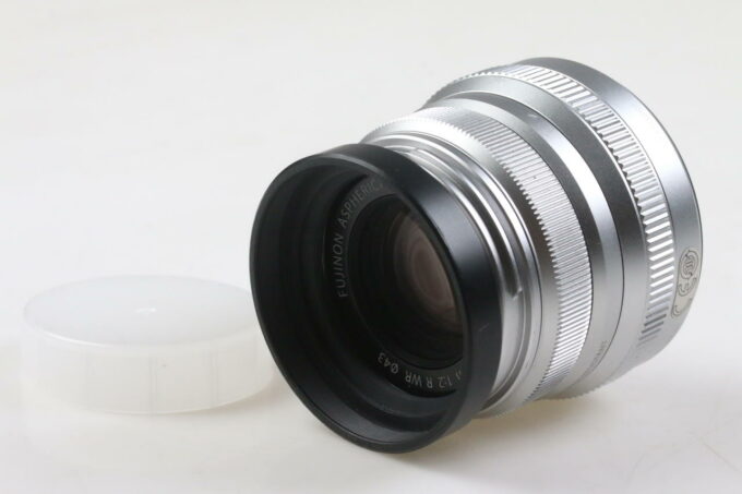 FUJIFILM Fujinon XF 35mm f/2,0 R WR - Silber - #68A50255