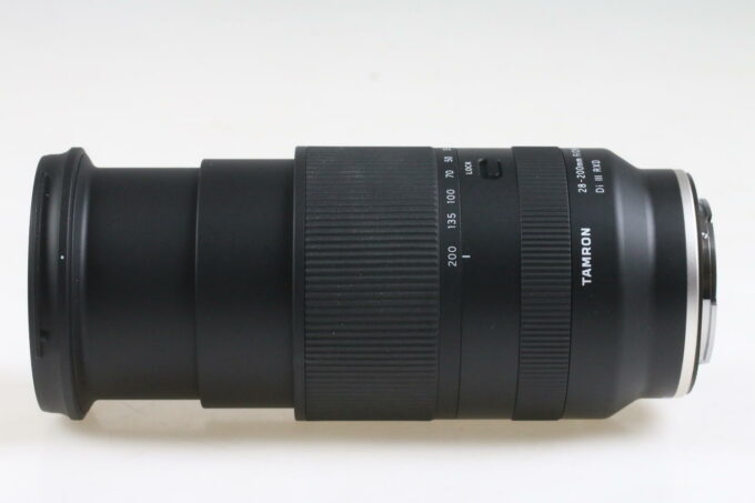 Tamron 28-200mm f/2,8-5,6 Di III RXD Sony FE