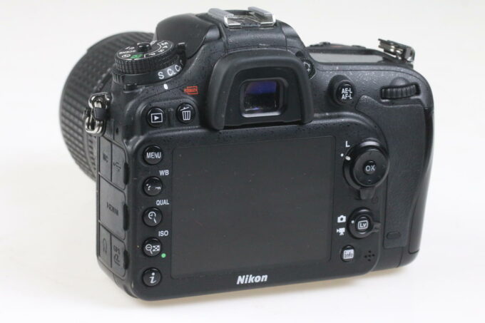 Nikon D7100 mit AF-S DX 18-105mm f/3,5-5,6 VR - #4567254