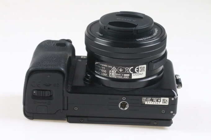 Sony Alpha 6300 mit E PZ 16-50mm OSS - #3772567