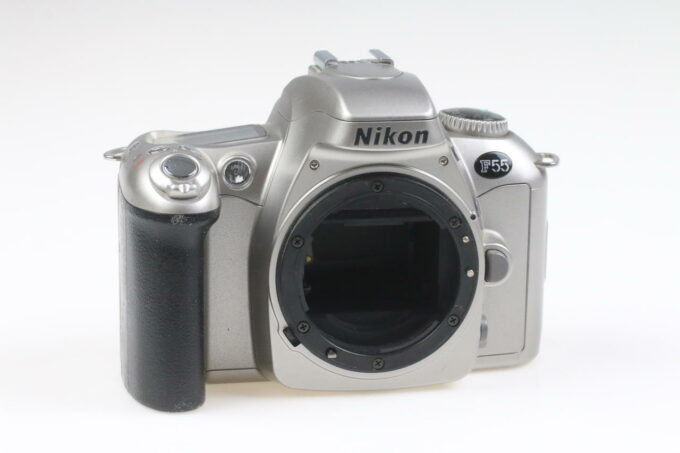 Nikon F55 Gehäuse - #2100606