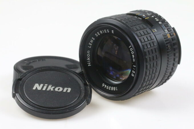 Nikon MF 100mm f/2,8 Serie E - #1883946