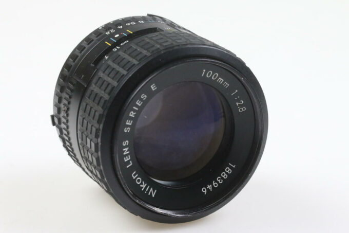 Nikon MF 100mm f/2,8 Serie E - #1883946