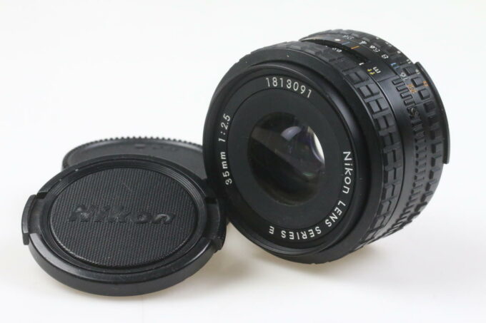Nikon MF 35mm f/2,5 Nikkor AI-S Serie E - #1813091