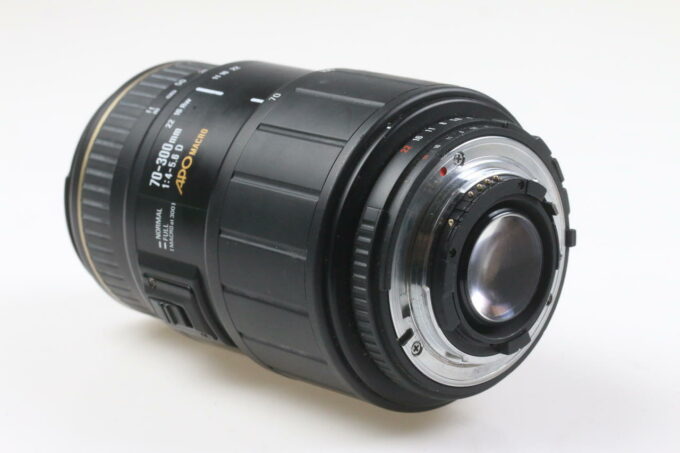 Sigma 70-300mm f/4,0-5,6 D APO Macro für Nikon F (FX) - #3123793