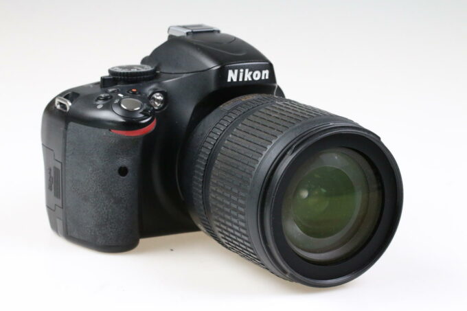 Nikon D5100 mit AF-S DX 18-105mm f/3,5-5,6 G ED VR - #7130671