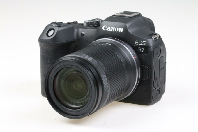 Canon EOS R7 mit RF-S 18-150mm f/3,5-6,3 IS STM - #083034000143