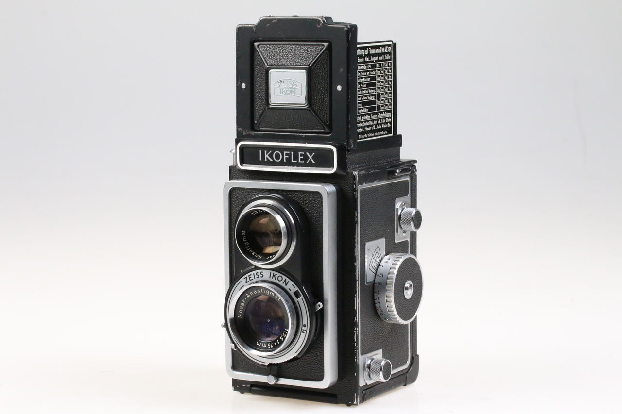 Zeiss Ikon Ikoflex Ia (854/16) – #771418 – Foto Köberl – Secondhand