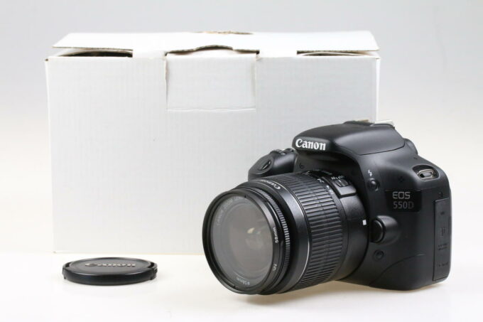 Canon EOS 550D mit EF-S 18-55mm f/3,5-5,6 III - #3033528575