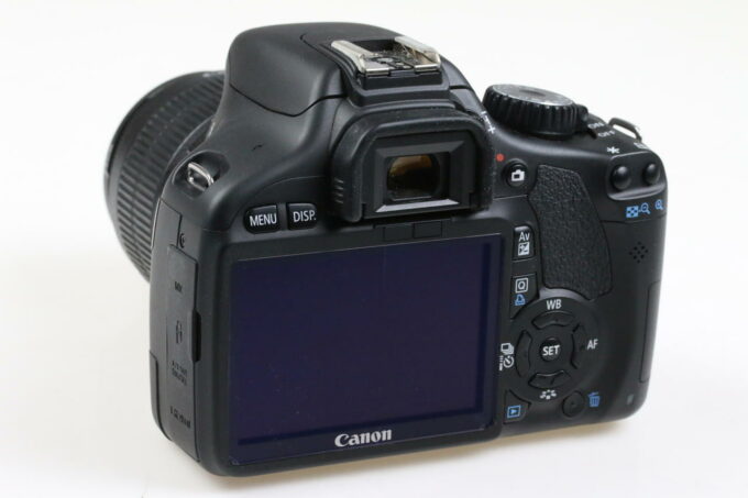 Canon EOS 550D mit EF-S 18-55mm f/3,5-5,6 III - #3033528575