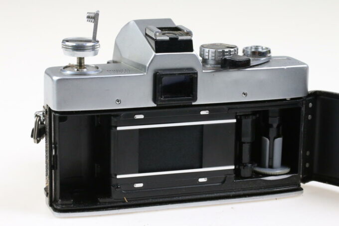 Minolta SR-T 303 mit MC Rokkor-PF 50mm f/1,7 - #3094097