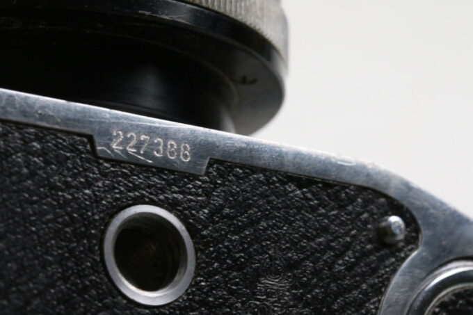 Ihagee EXA II mit Jena T 50mm f/2,8 - #227388