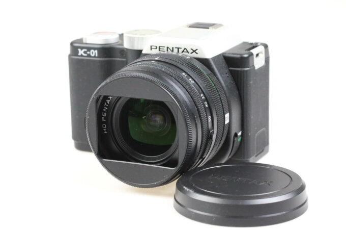 Pentax K-01 Gehäuse mit 18-50mm f/4,0-5,6 - #4302361