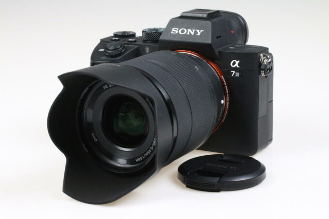 Sony Alpha 7 III mit FE 28-70mm f/3,5-5,6 - #3940216