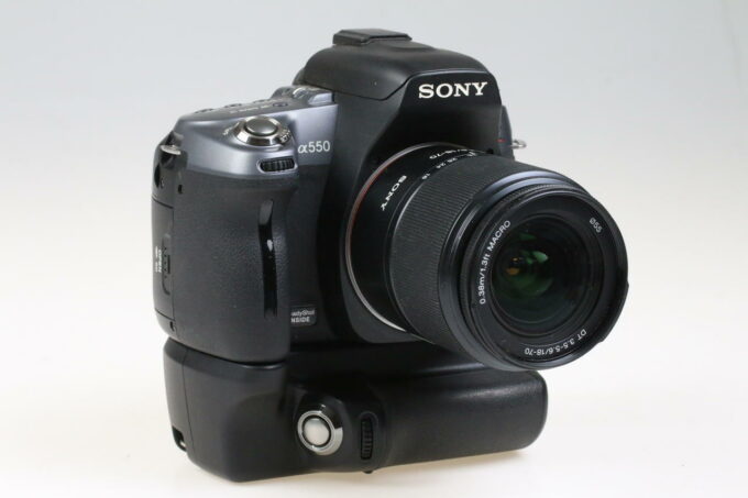 Sony Alpha 550 mit DT 18-70mm f/3,5-5,6 SAM - #1985132