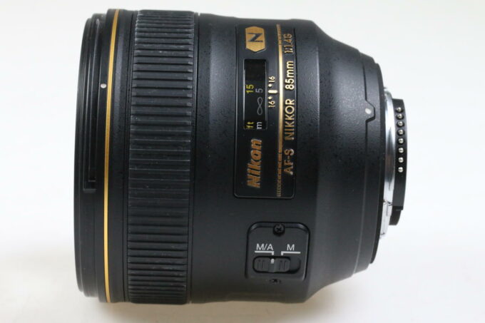 Nikon AF-S 85mm f/1,4 G - #260235