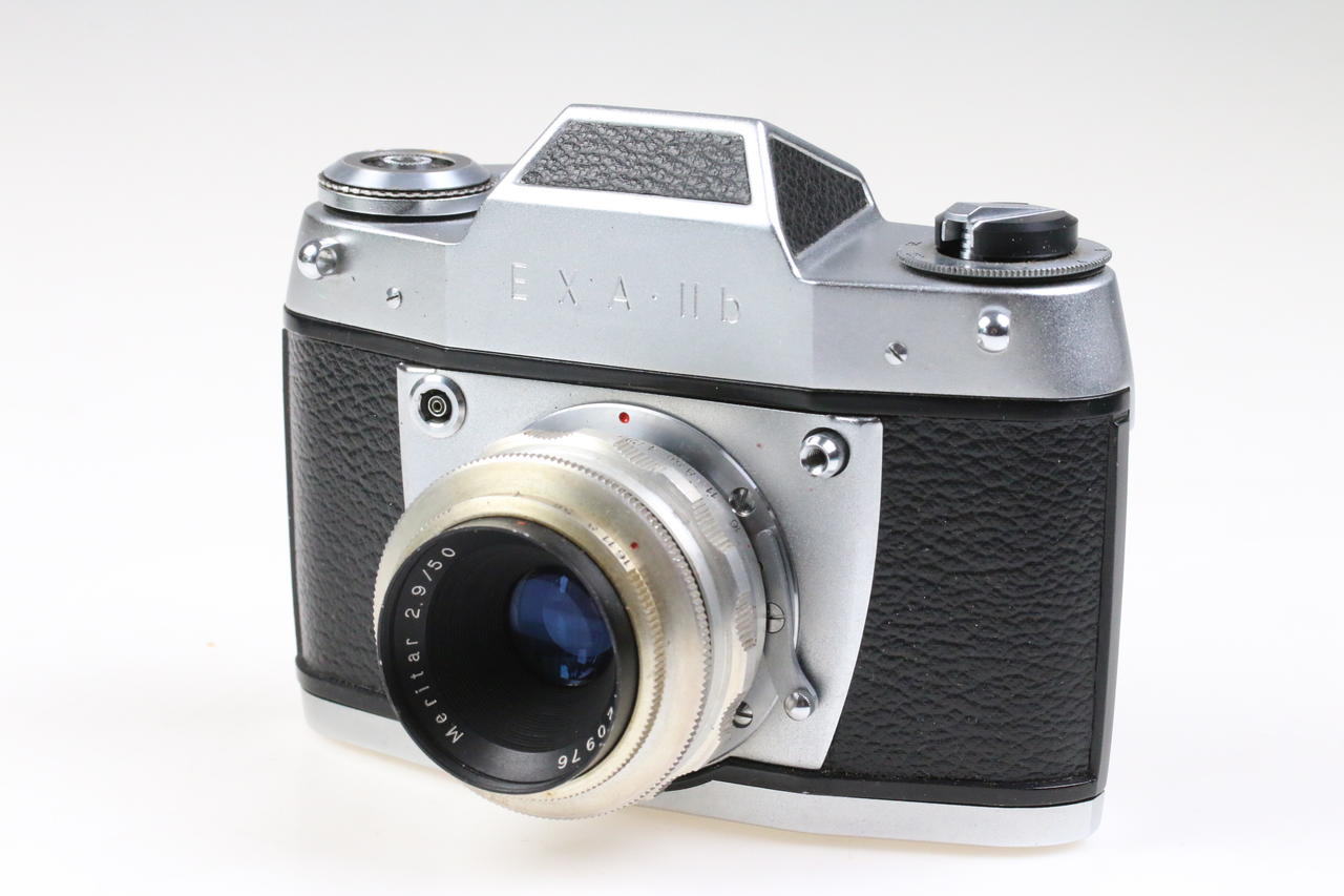 Ihagee EXAKTA Varex IIb mit Meritar 50mm f/2,9 (Bastlergerät) - #247511